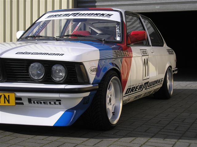 BMWe21_l7.jpg