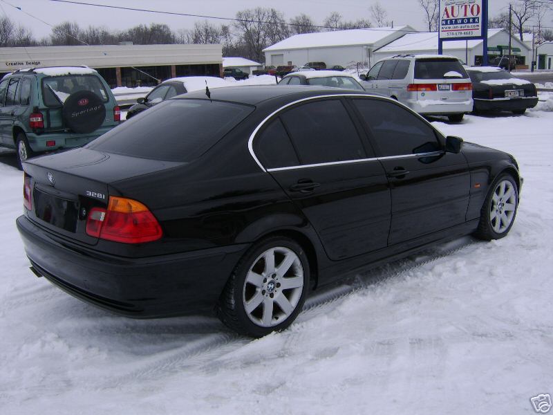 BMW 328i...jpg