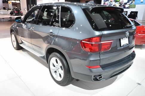 2010-new-york-auto-show-12.JPG