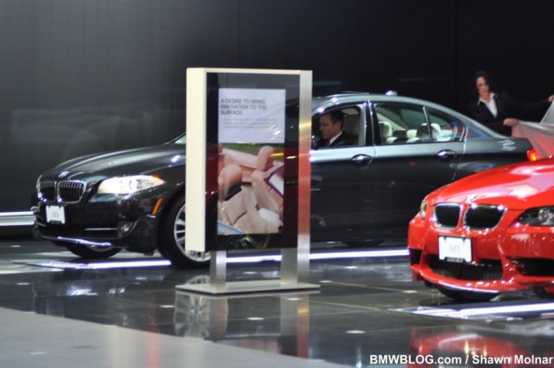 2011-bmw-550i-nyias-4.jpg