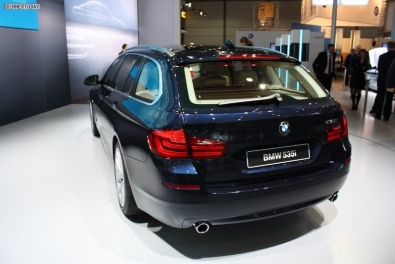 BMW-5er-Touring-F11-Imperialblau-111.JPG