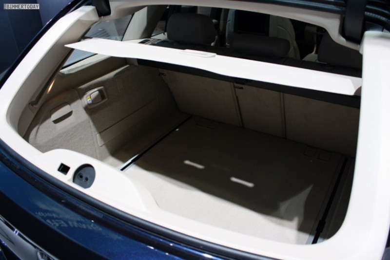 BMW-5er-Touring-F11-Imperialblau-351.JPG