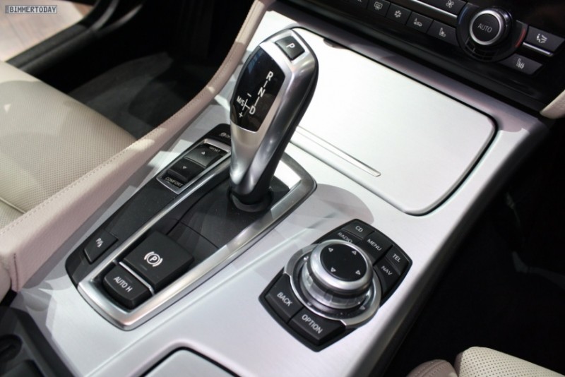 BMW-5er-Touring-F11-Tasmangruen-145.JPG