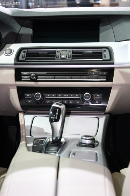 BMW-5er-Touring-F11-Tasmangruen-195.JPG