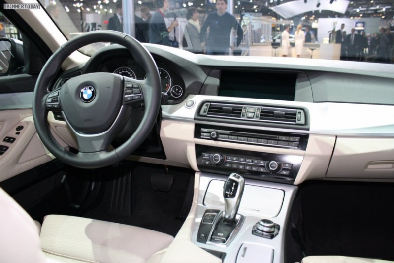 BMW-5er-Touring-F11-Tasmangruen-175.JPG