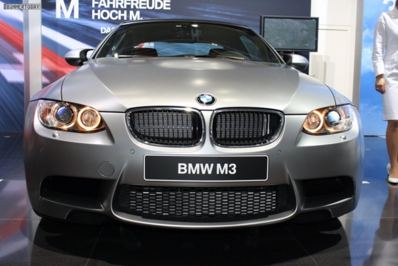 BMW-M3-E92-LCI-Frozen-Grey-Exterieur-01.JPG