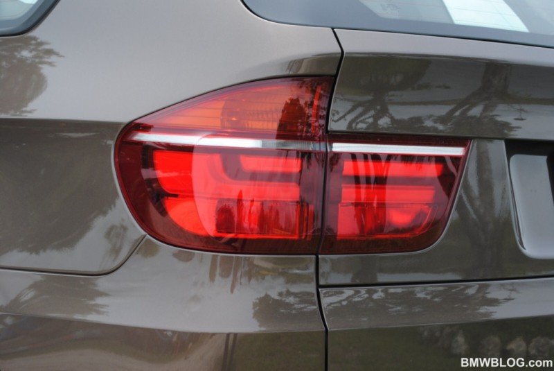 2010-bmw-x5-lci-722.JPG