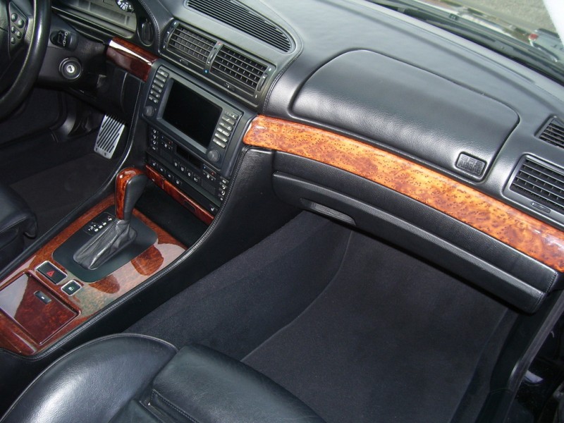 31124610058_large.jpg