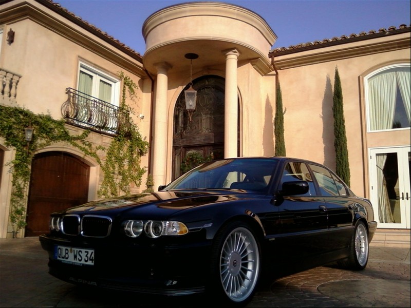 31124610102_large.jpg