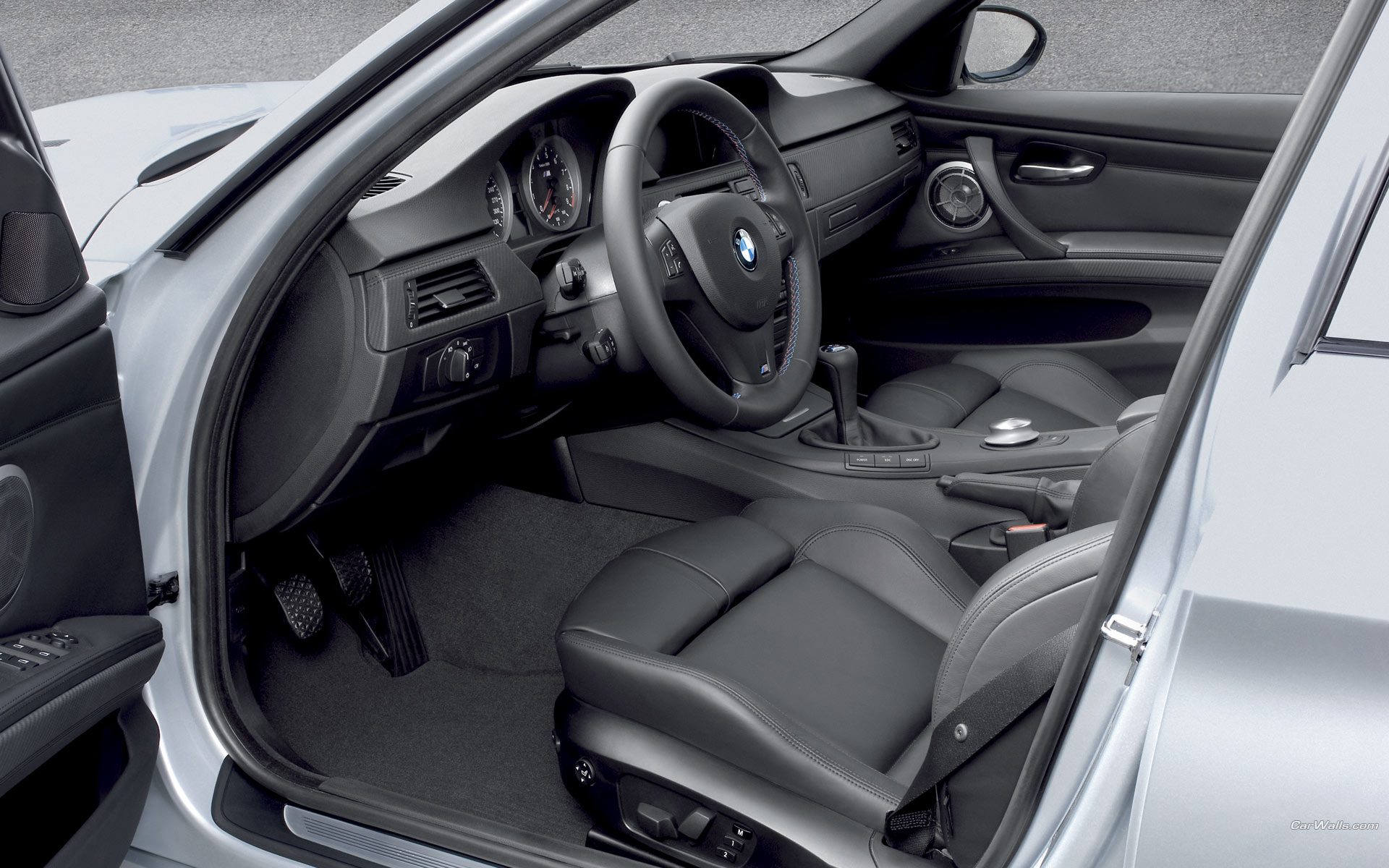 BMW_M3_Limousine_2008_21_1920x1200.jpg