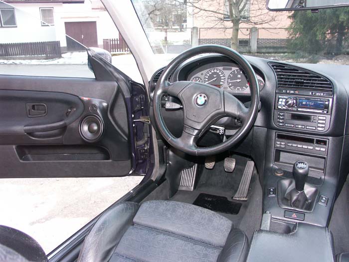 bmw%20320Ci%20e36%20022.jpg