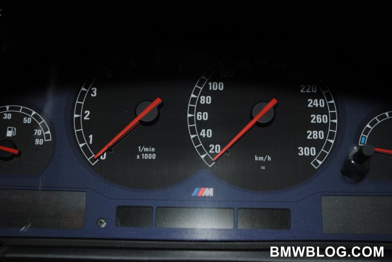 bmw-m8-78.jpg