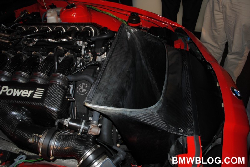 bmw-m8-102.jpg