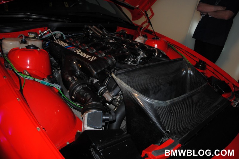 bmw-m8-103.jpg