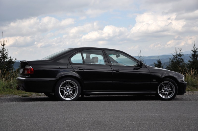 bmw-540i-7.jpg