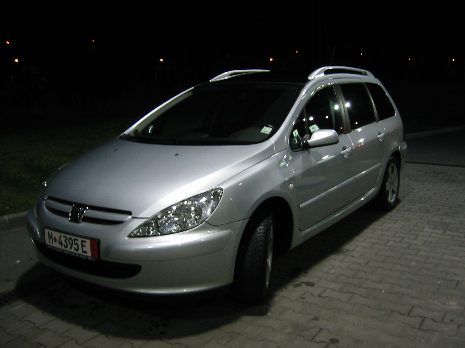 100-0025_IMG.jpg