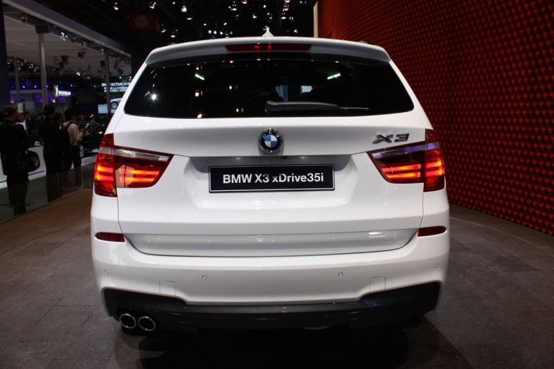 004-2011-bmw-x3-paris.jpg
