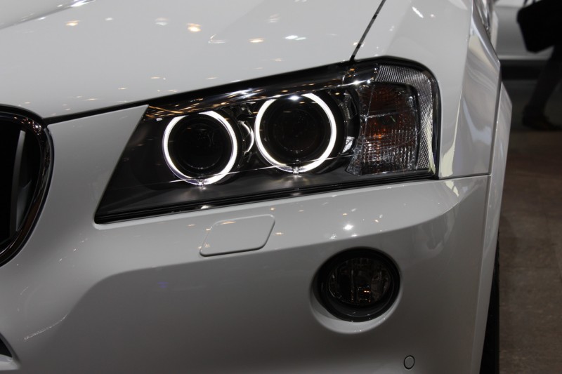 005-2011-bmw-x3-paris.jpg