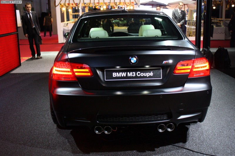 BMW-M3-Coupé-Frozen-Black-Metallic-Performance-Parts-Paris-2010-01.JPG