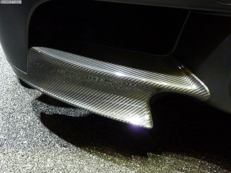 BMW-M3-Coupé-Frozen-Black-Metallic-Performance-Parts-Paris-2010-04.JPG
