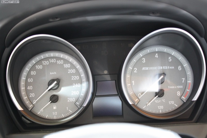 BMW-Z4-sDrive35is-Atacama-Gelb-Paris-2010-33.JPG