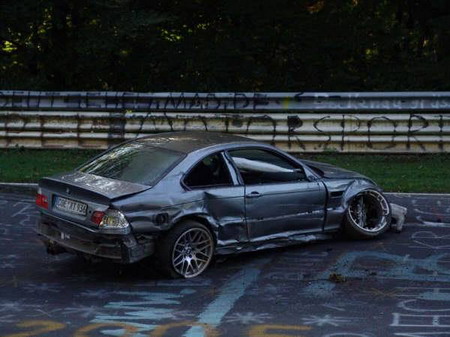 accidente_m3_csl_nurburgring_04.jpg