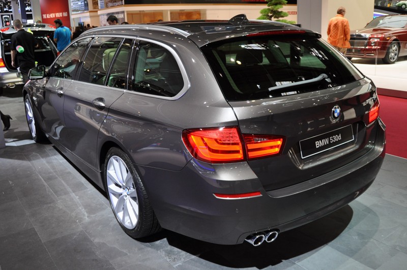 03bmw5seriestouringparis2010.jpg