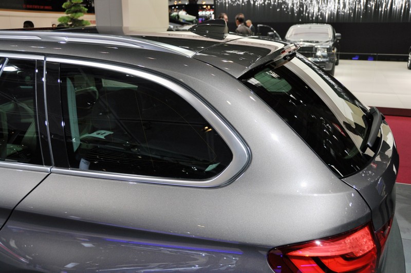 13bmw5seriestouringparis2010.jpg