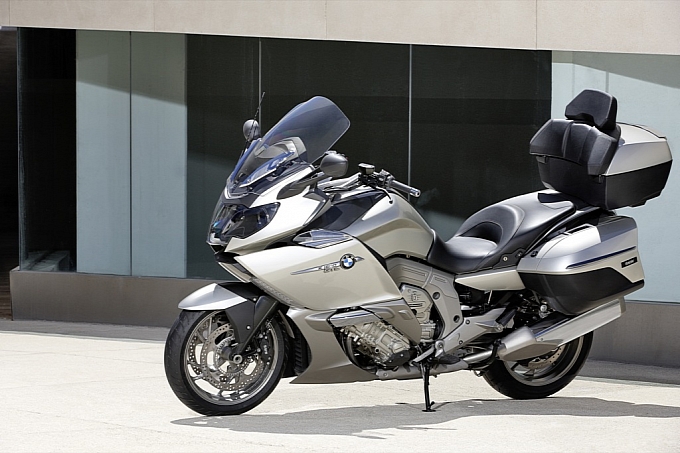 bmw-k-1600-gt-k-1600-gtl-unveiled-medium_75.jpg