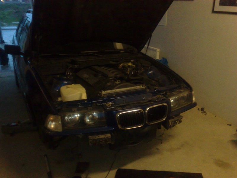 bmw2.jpg