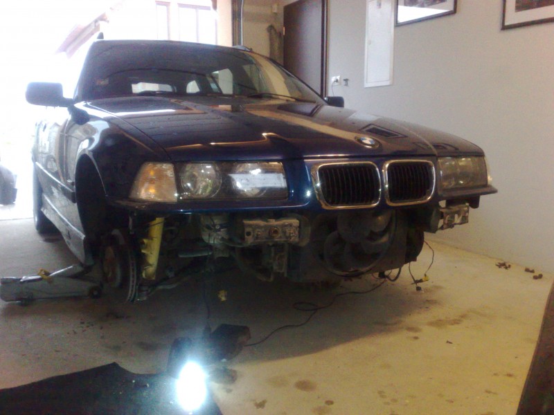 bmw.jpg