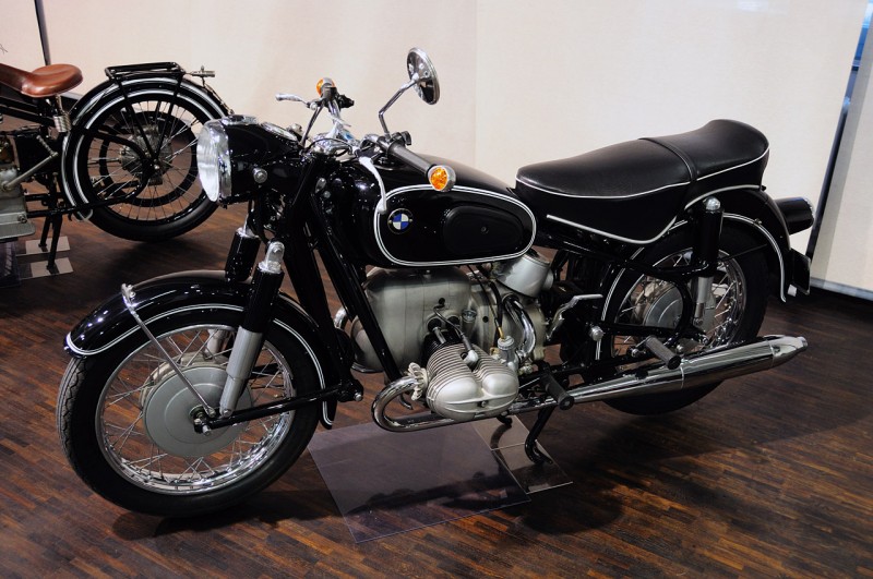 09bmwclassics.jpg