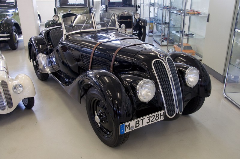 41bmwclassics.jpg