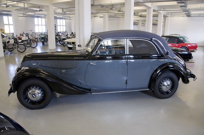 55bmwclassics.jpg