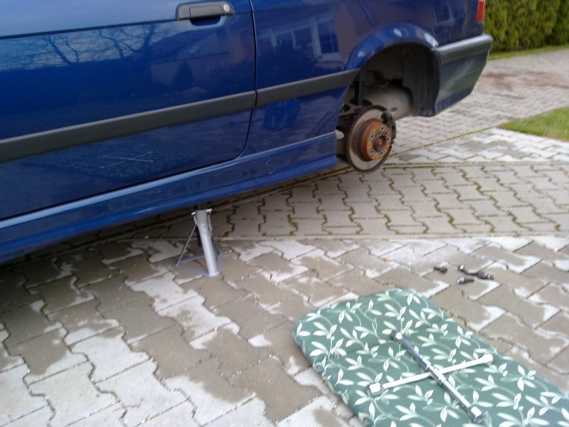 12112010077.jpg