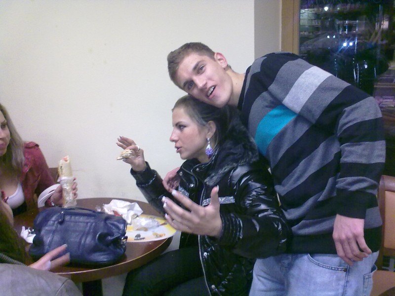 27112010516.jpg