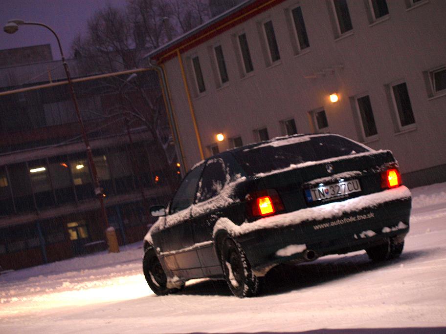 PC118404ps.jpg