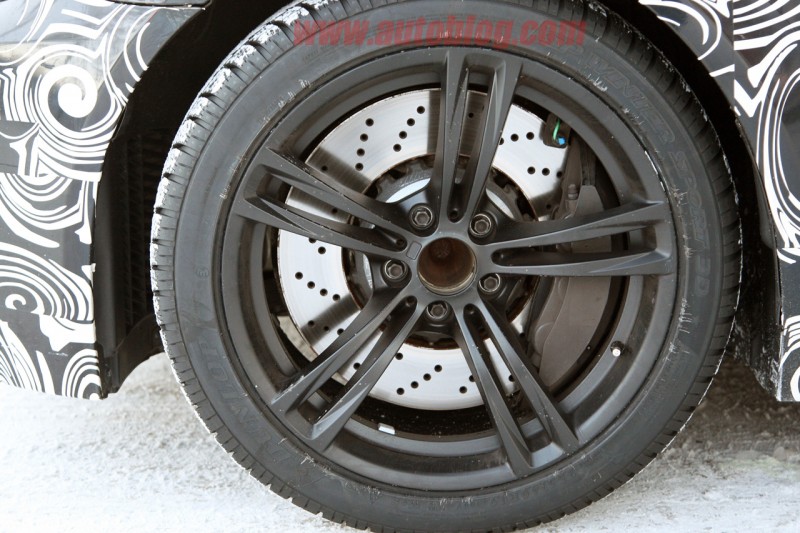 08-2012-bmw-m5-winter.jpg