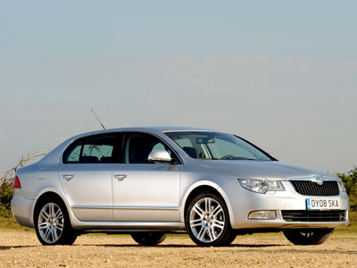 newskoda-superb.jpg