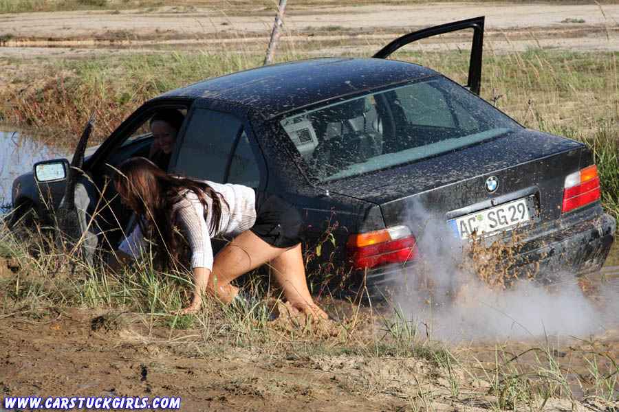 bmwstuckandwetboots17mn4.jpg