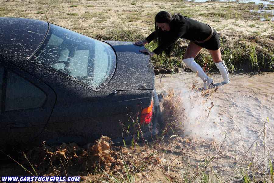 bmwstuckandwetboots10ui2.jpg