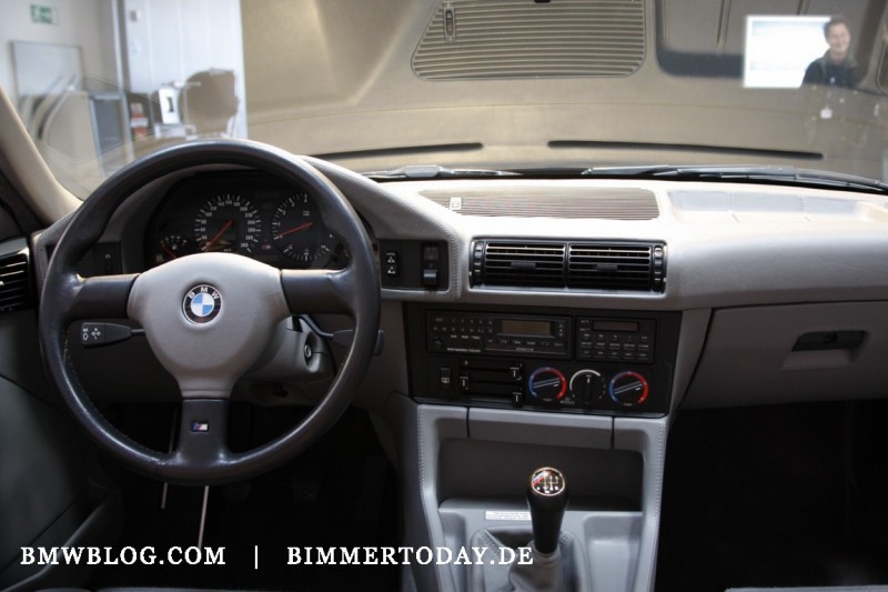 BMW-E34-M5-CONVERTIBLE-04.jpg