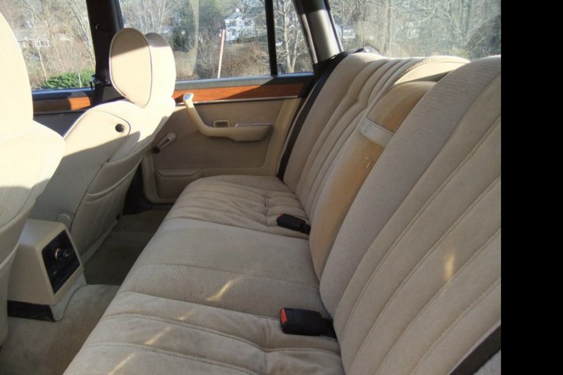 BMW 735i Touring_31.JPG