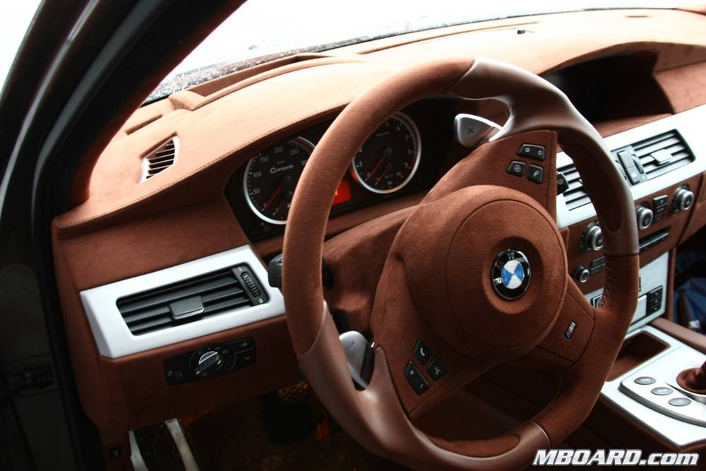 G-POWER_M5_E61_Touring_12_1024.JPG