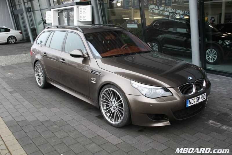 G-POWER_M5_E61_Touring_08_1024.JPG