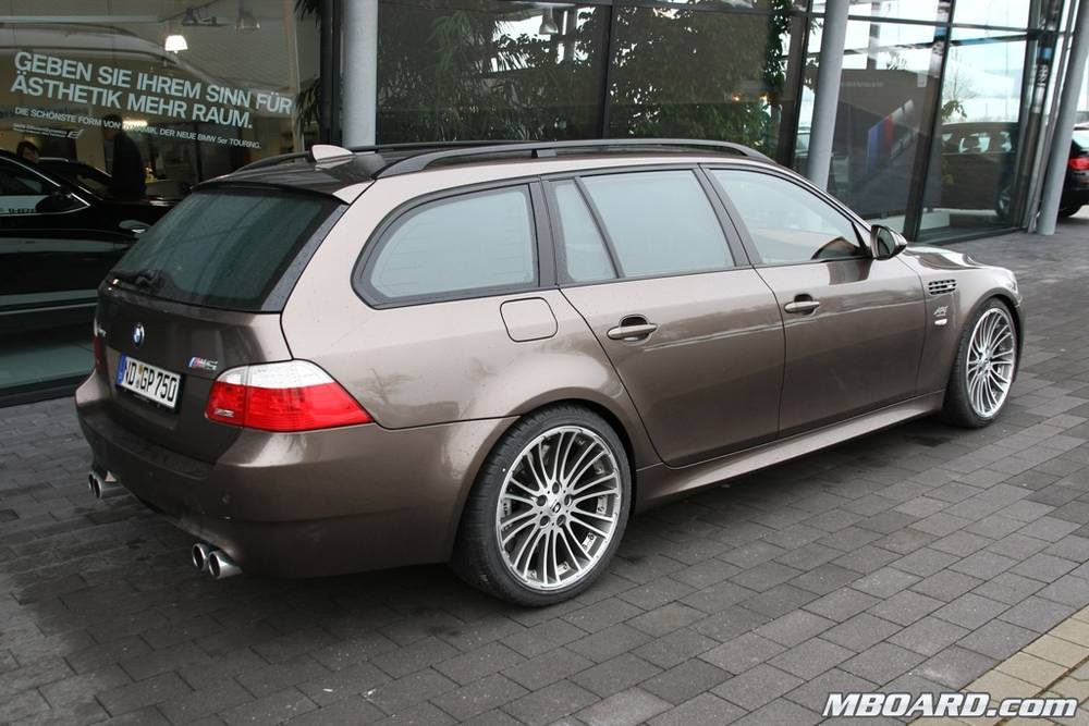G-POWER_M5_E61_Touring_05_1024.JPG