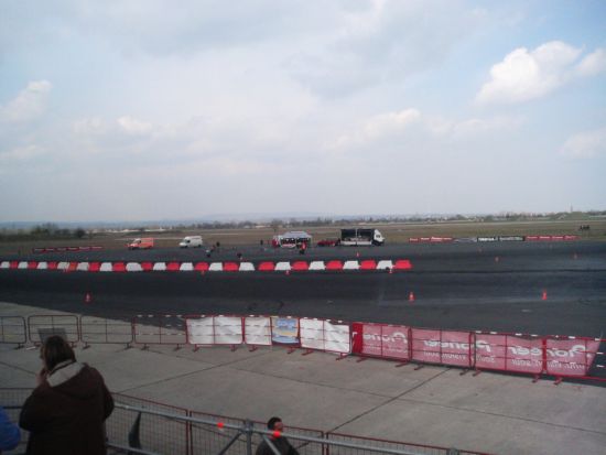 06042008103.jpg