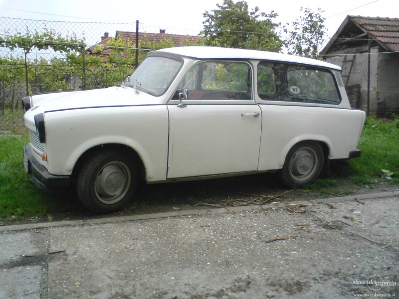 trabant-601-combi.jpg