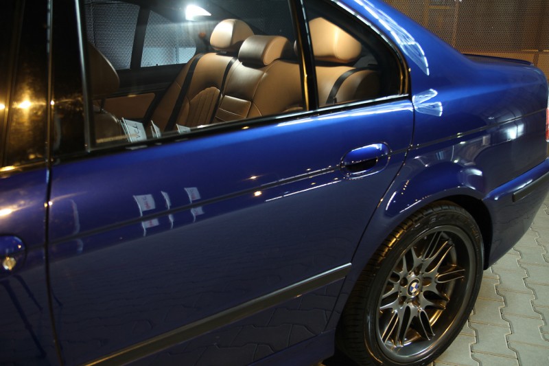 e5-bmw-m5-individual.jpg