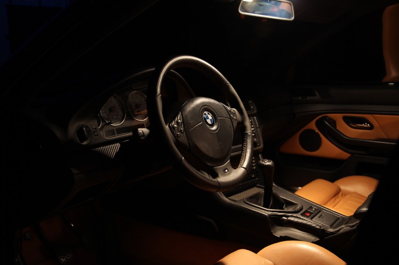 e6-bmw-m5-individual.jpg